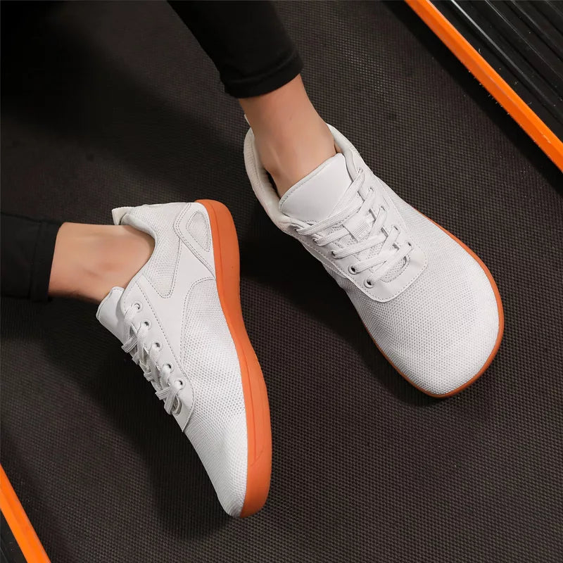 Chaussures de sport pieds nus avec chute zéro