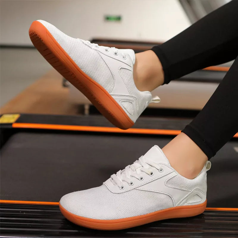 Chaussures de sport pieds nus avec chute zéro