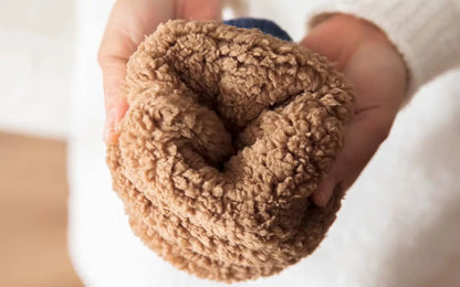 Pantoufles en peluche d'hiver avec semelle épaisse