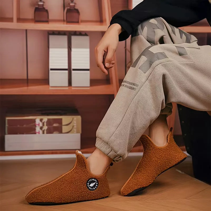 Pantoufles d'hiver en peluche avec bout fermé et semelle antidérapante